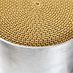 Euro 3 Race Katalysator RVS - met aangelast deel ingezoomd