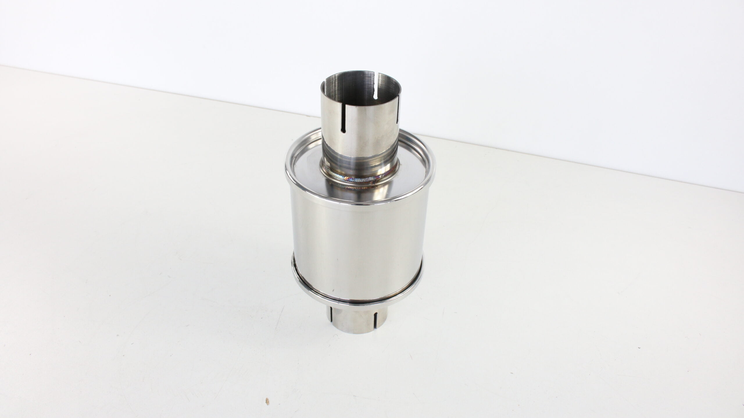 Blanco RVS Micro Demper - 2.5 inch Ø 63.5 mm Lengte: 125 mm - Breedte: 135 mm - Afbeelding 2